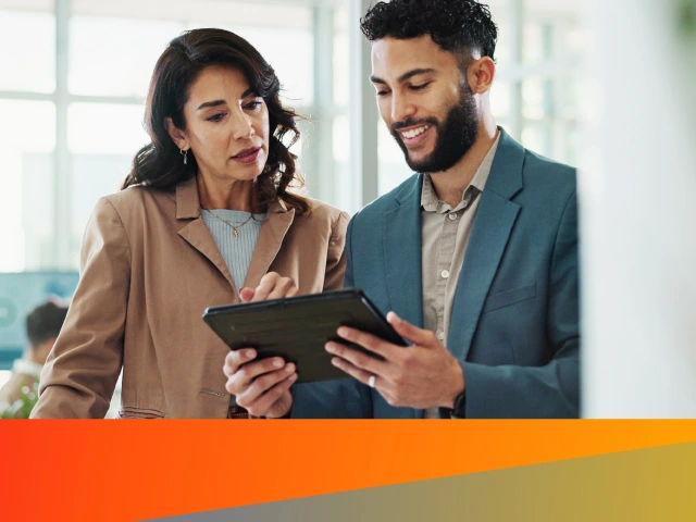 Solution Page Hero SaaS Payroll 1